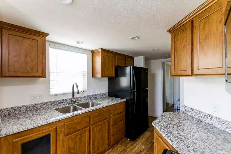 Athens park 509 kitchen home features